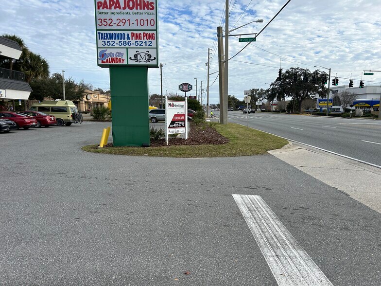 2611 SW College Rd, Ocala, FL à louer - Photo du bâtiment - Image 2 de 14