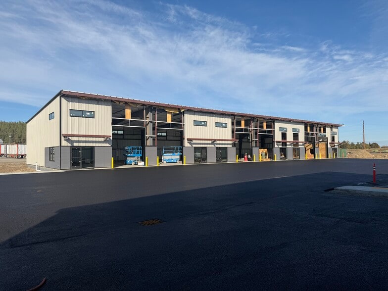4524 Barker Rd, Spokane Valley, WA for lease - Primary Photo - Image 1 of 7