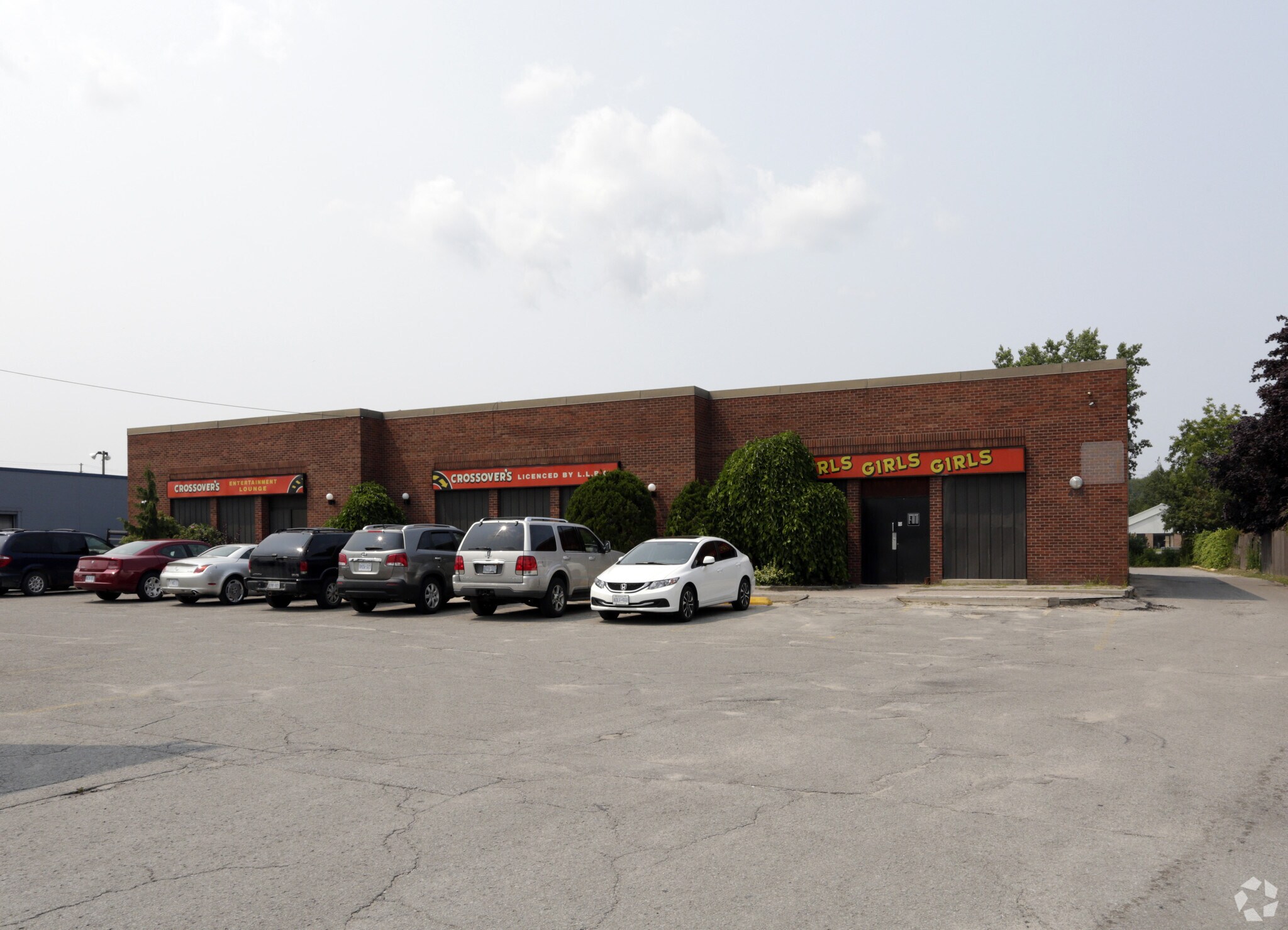 428 Dunlop St W, Barrie, ON for sale Primary Photo- Image 1 of 8