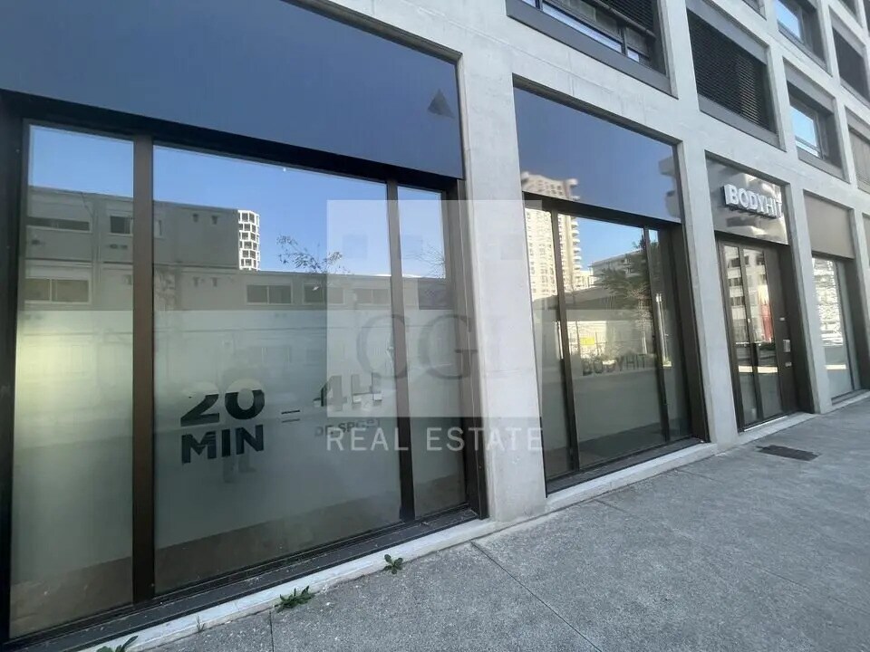 4 Rue Charles Baudelaire, Lyon for lease Building Photo- Image 1 of 9