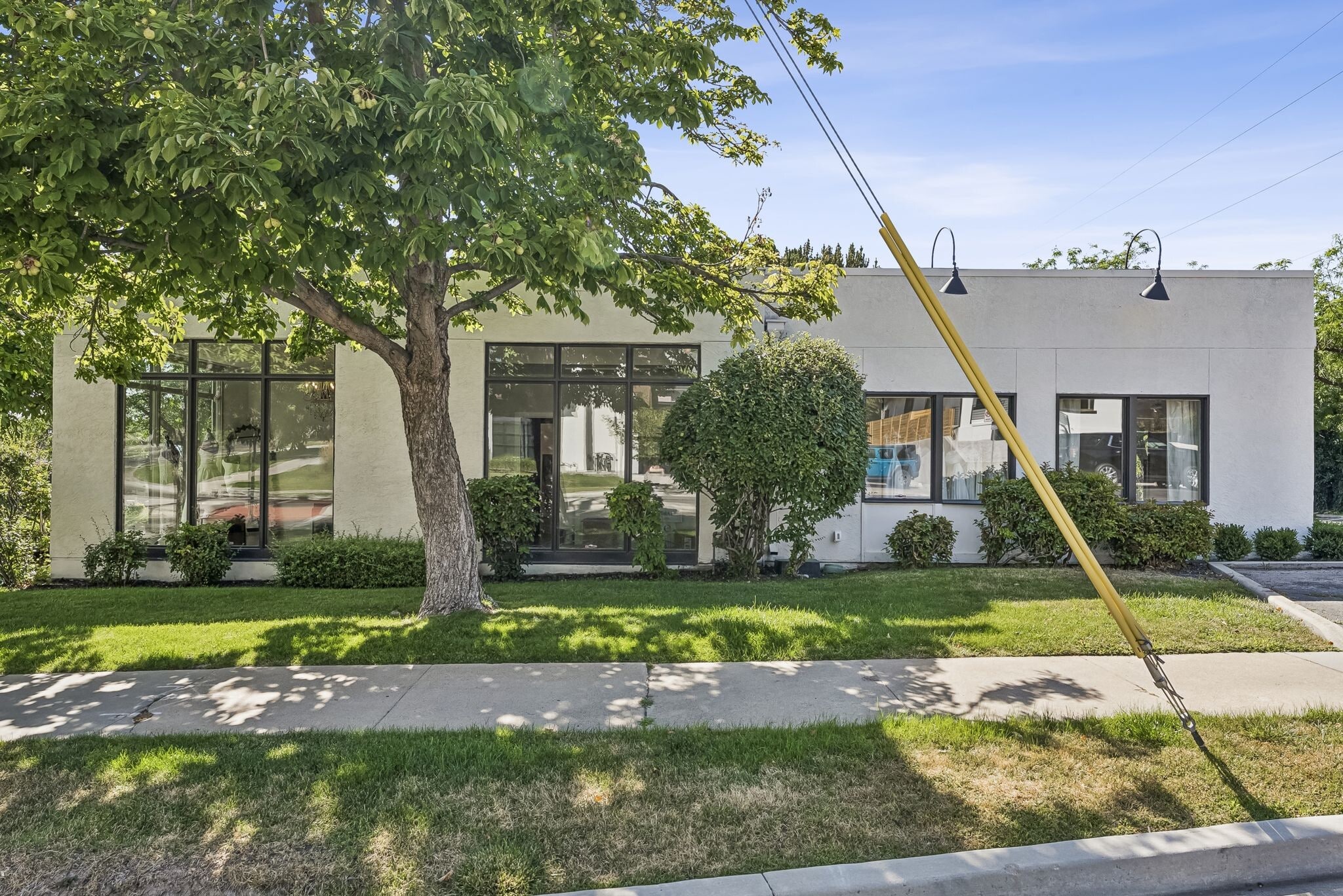 1085 E 900 S, Salt Lake City, UT for lease Interior Photo- Image 1 of 24