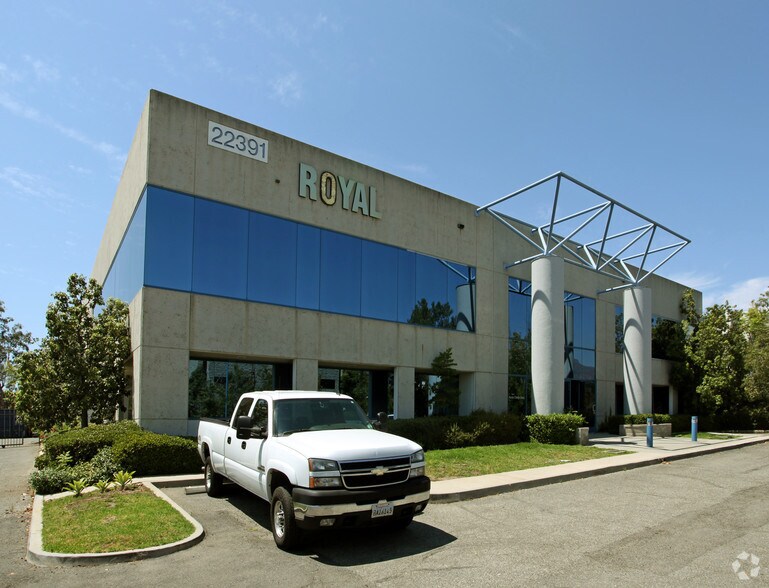 22391 Gilberto, Rancho Santa Margarita, CA à louer - Photo du bâtiment - Image 3 de 5