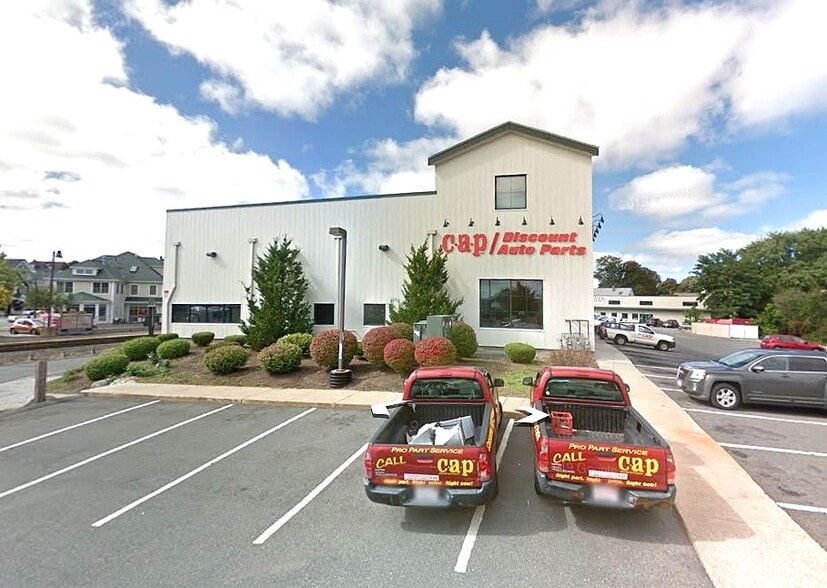 143 Washington St, Gloucester, MA for lease - Building Photo - Image 1 of 5