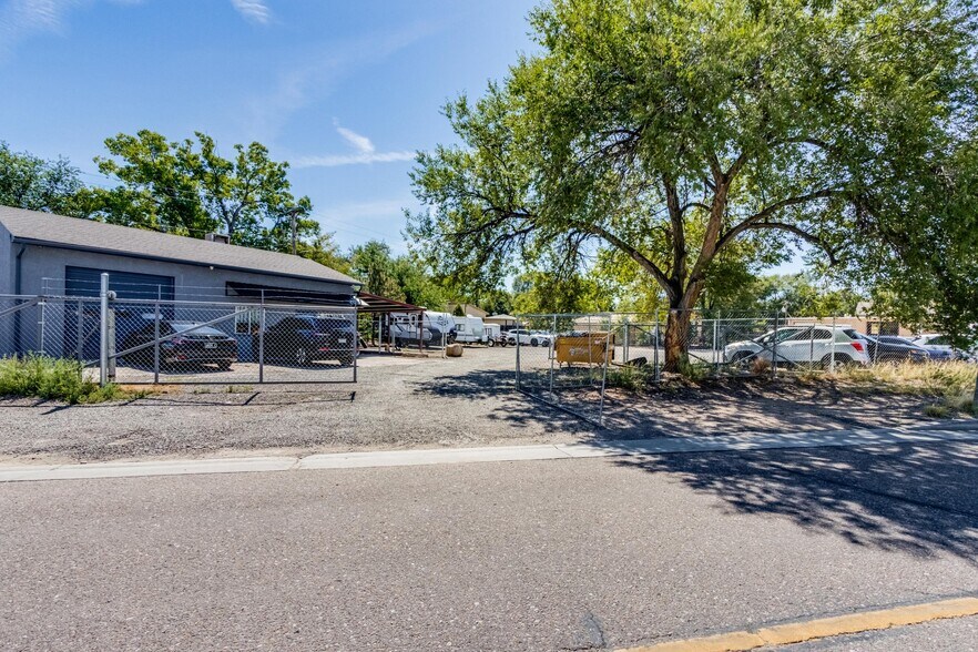 1992 Aspen Cir, Pueblo, CO à vendre - Photo du bâtiment - Image 3 de 22