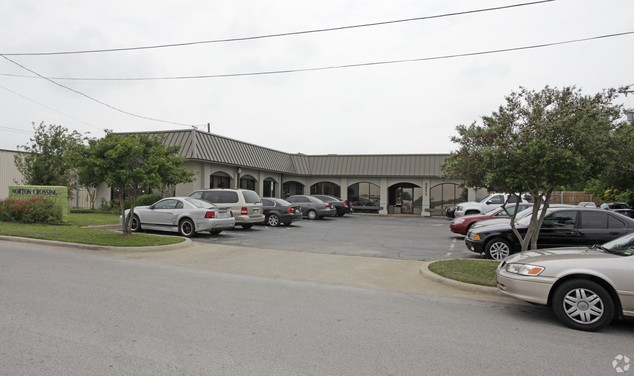 3211 Norton Dr, Richland Hills, TX for lease Primary Photo- Image 1 of 12