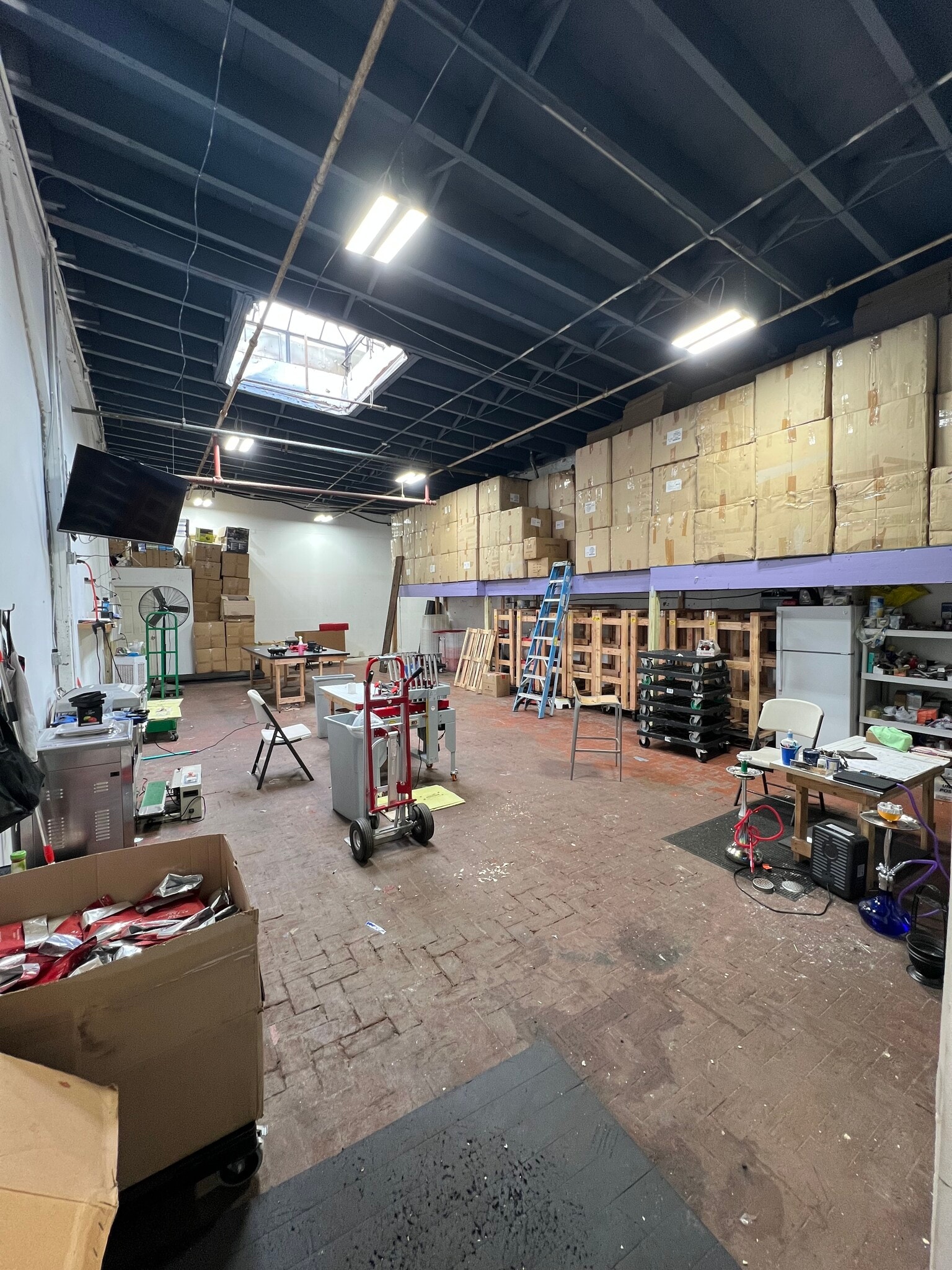 640 3rd St, Newark, NJ for lease Interior Photo- Image 1 of 4