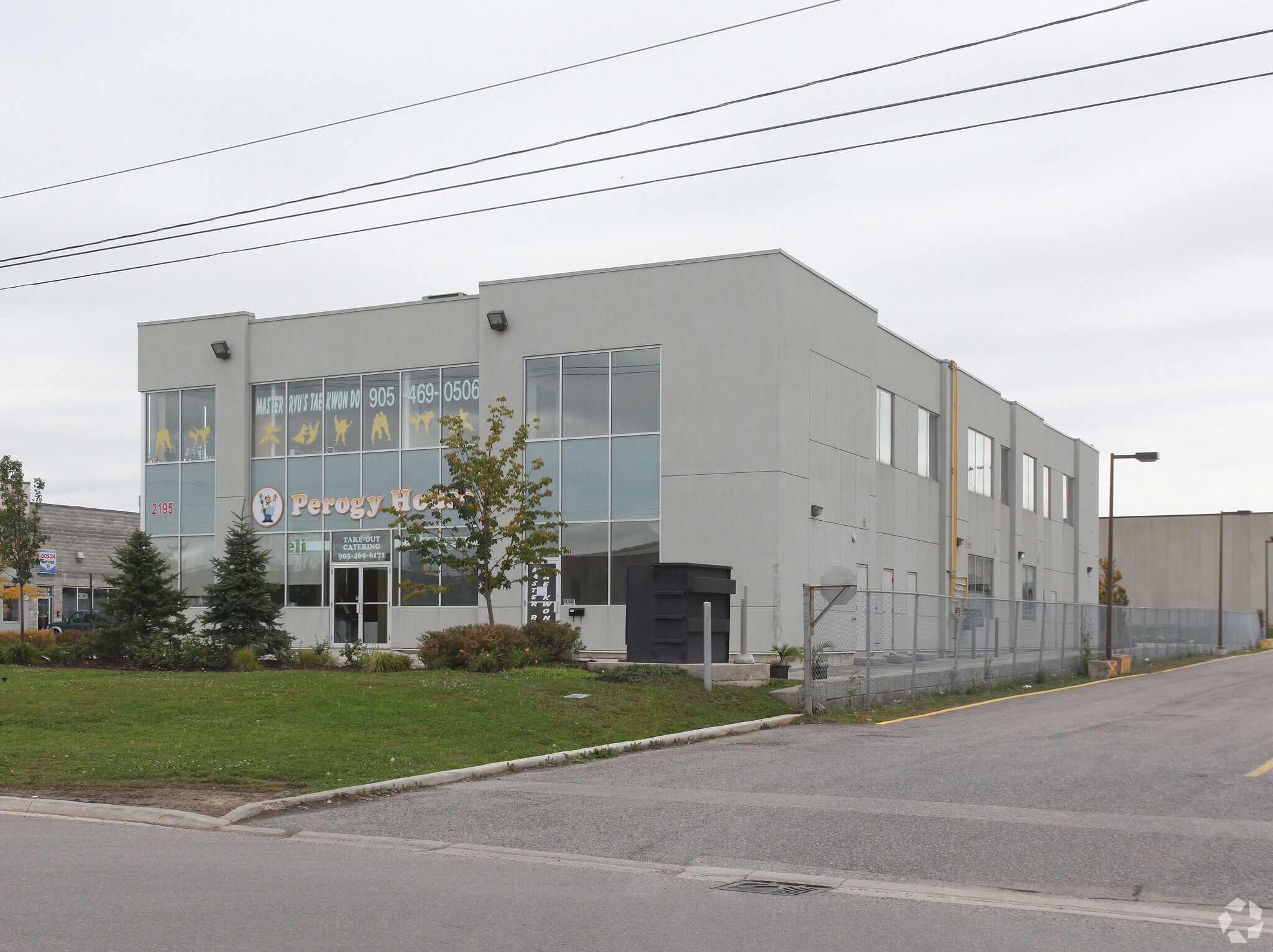 2195 Wyecroft Rd, Oakville, ON à vendre Photo principale- Image 1 de 1