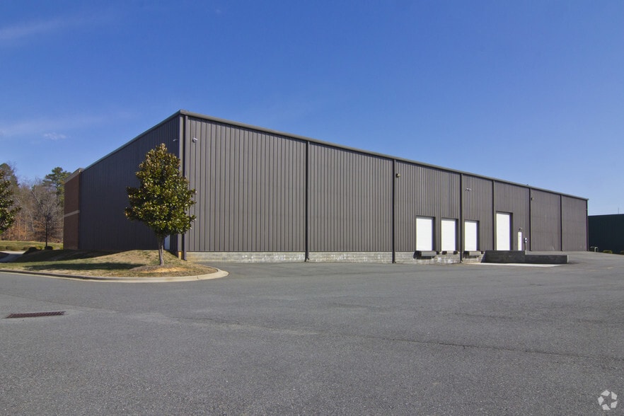 2004 Van Buren Ave, Indian Trail, NC for lease - Building Photo - Image 3 of 12
