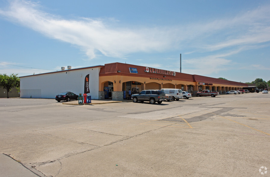 3110-3160 Saturn Rd, Garland, TX for lease - Primary Photo - Image 1 of 8