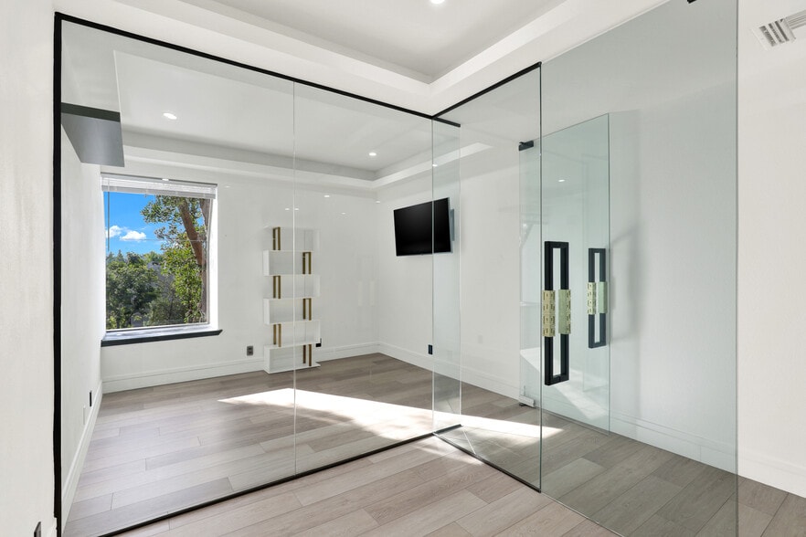 23276 S Pointe Dr, Laguna Hills, CA à louer - Photo intérieure - Image 2 de 6