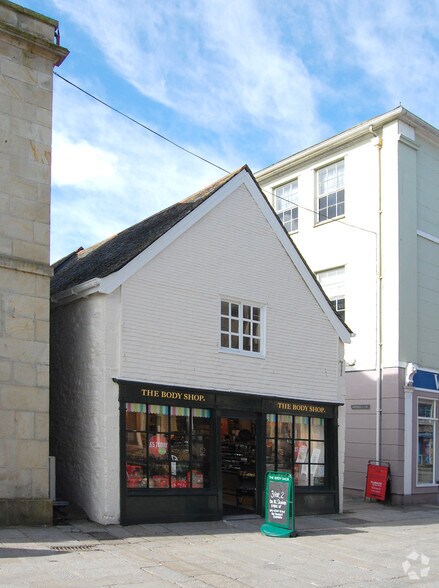 7-8 Pydar St & Nalders Ct, Truro à louer - Photo du bâtiment - Image 3 de 11