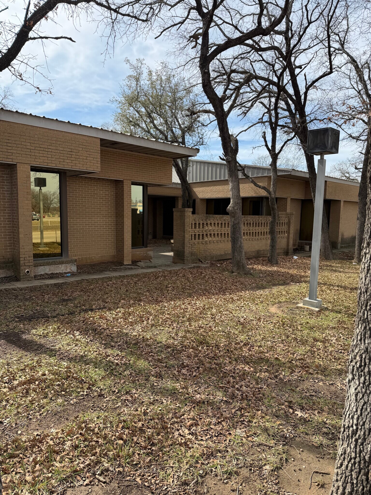 306 US Highway 380, Bridgeport, TX for lease Building Photo- Image 1 of 10