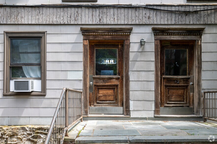 10-12 University Rd, Brookline, MA à vendre - Photo du bâtiment - Image 3 de 4