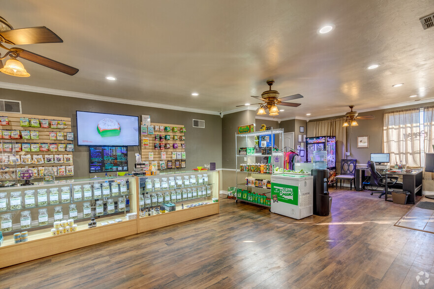 1606 S Division St, Guthrie, OK à louer - Photo intérieure - Image 3 de 5