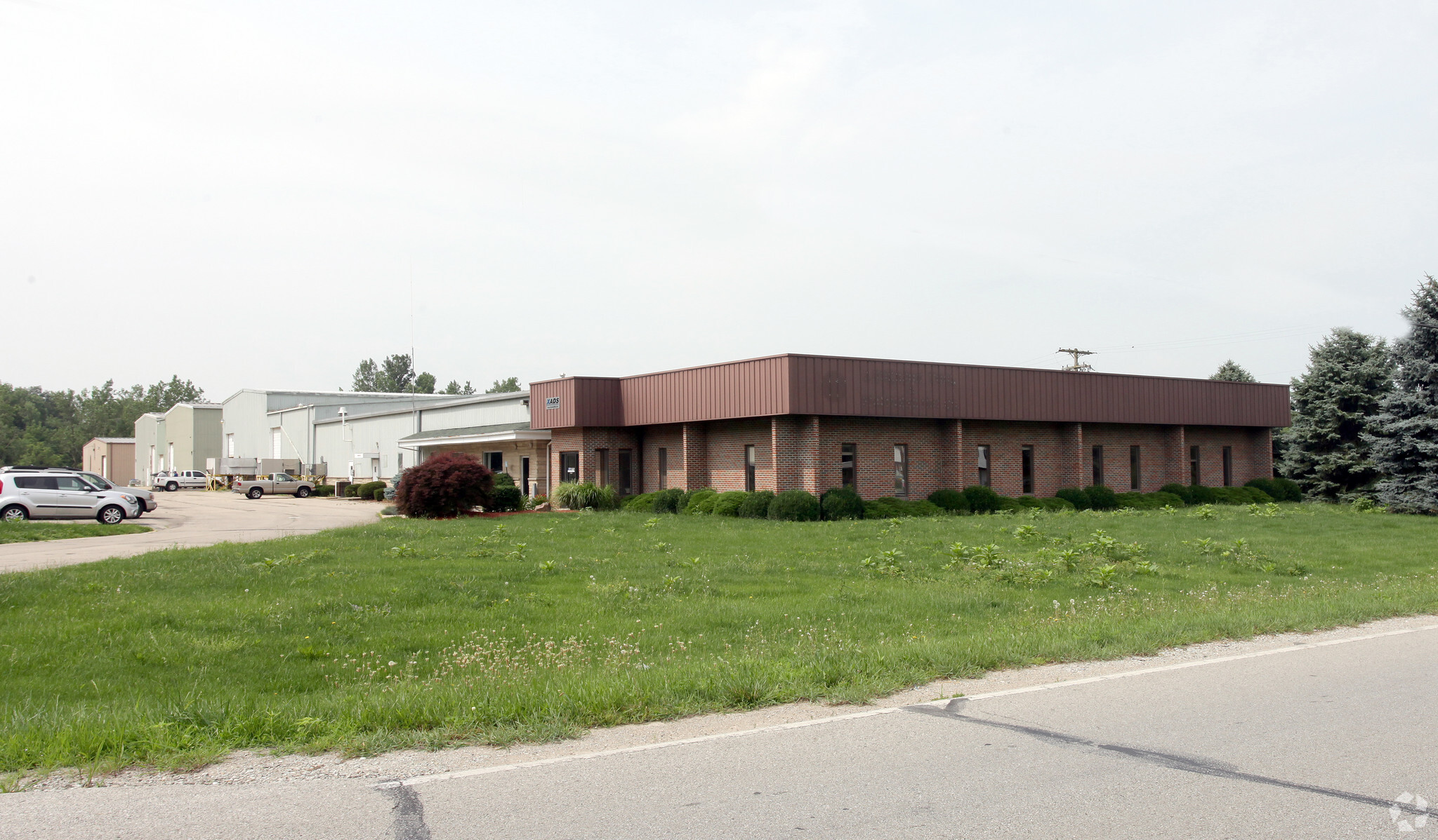 1735 W 53rd St, Anderson, IN à vendre Photo principale- Image 1 de 48