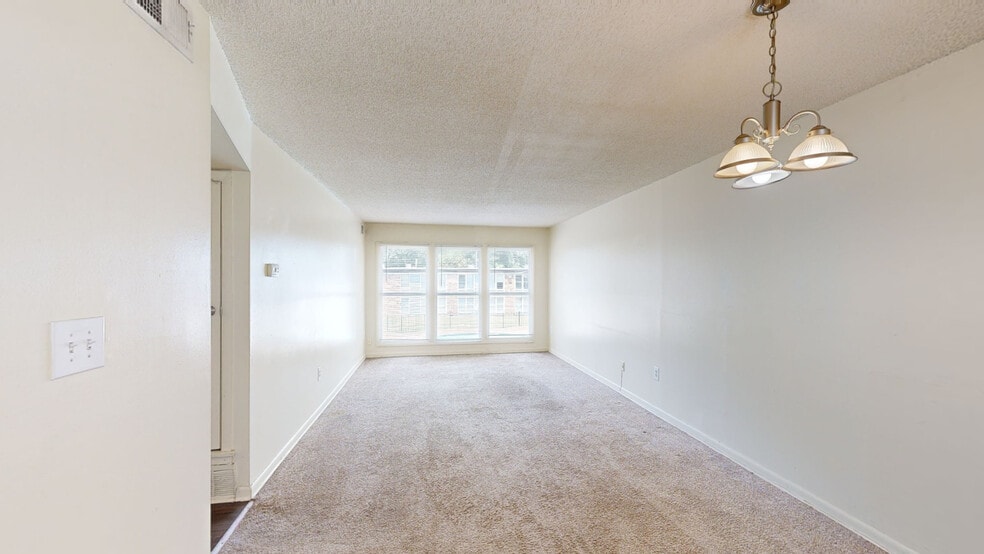 491 N Highland St, Memphis, TN for sale - Matterport 3D Scan - Image 3 of 24