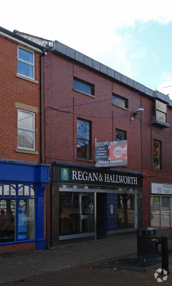 2 Fazakerley St, Chorley à louer - Photo principale - Image 1 de 3