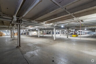 2100 S Washington Ave, Lansing, MI for lease Interior Photo- Image 2 of 3