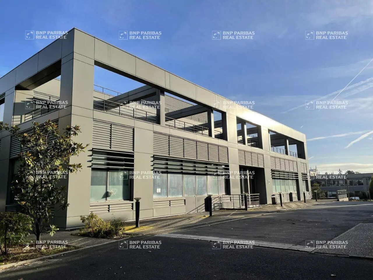 80-84 Rue des Meuniers, Bagneux for lease Primary Photo- Image 1 of 2