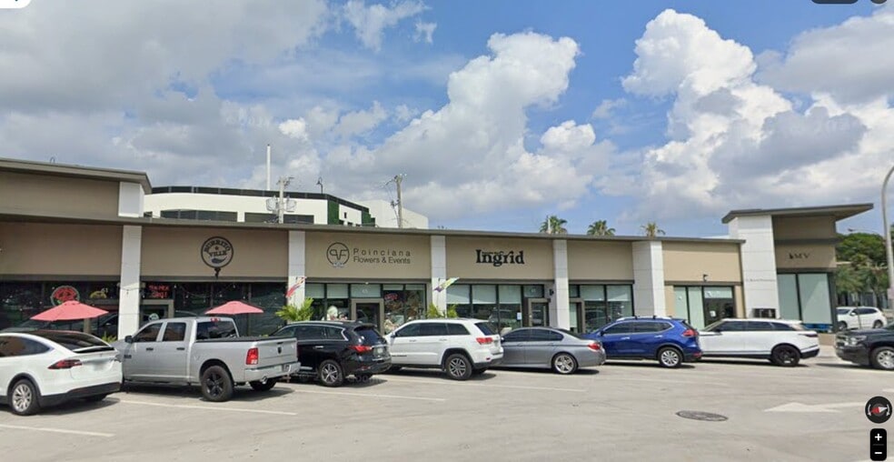 1 S Royal Poinciana Blvd, Miami, FL à louer - Photo du bâtiment - Image 2 de 7