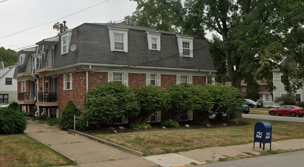 407 Beaver St, Beaver, PA à vendre - Photo du bâtiment - Image 2 de 3