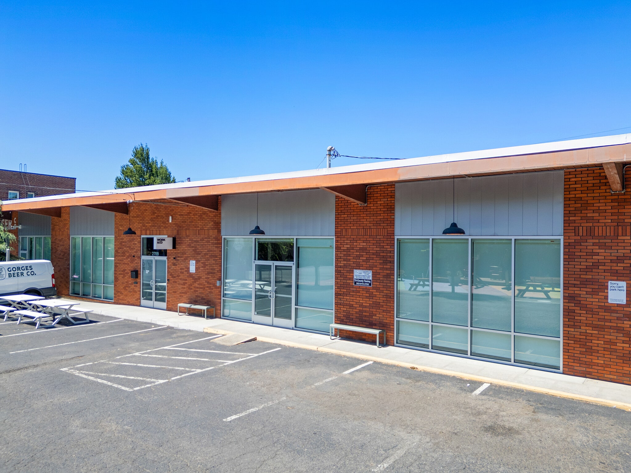 2705-2717 SE Ankeny St, Portland, OR for lease Building Photo- Image 1 of 9