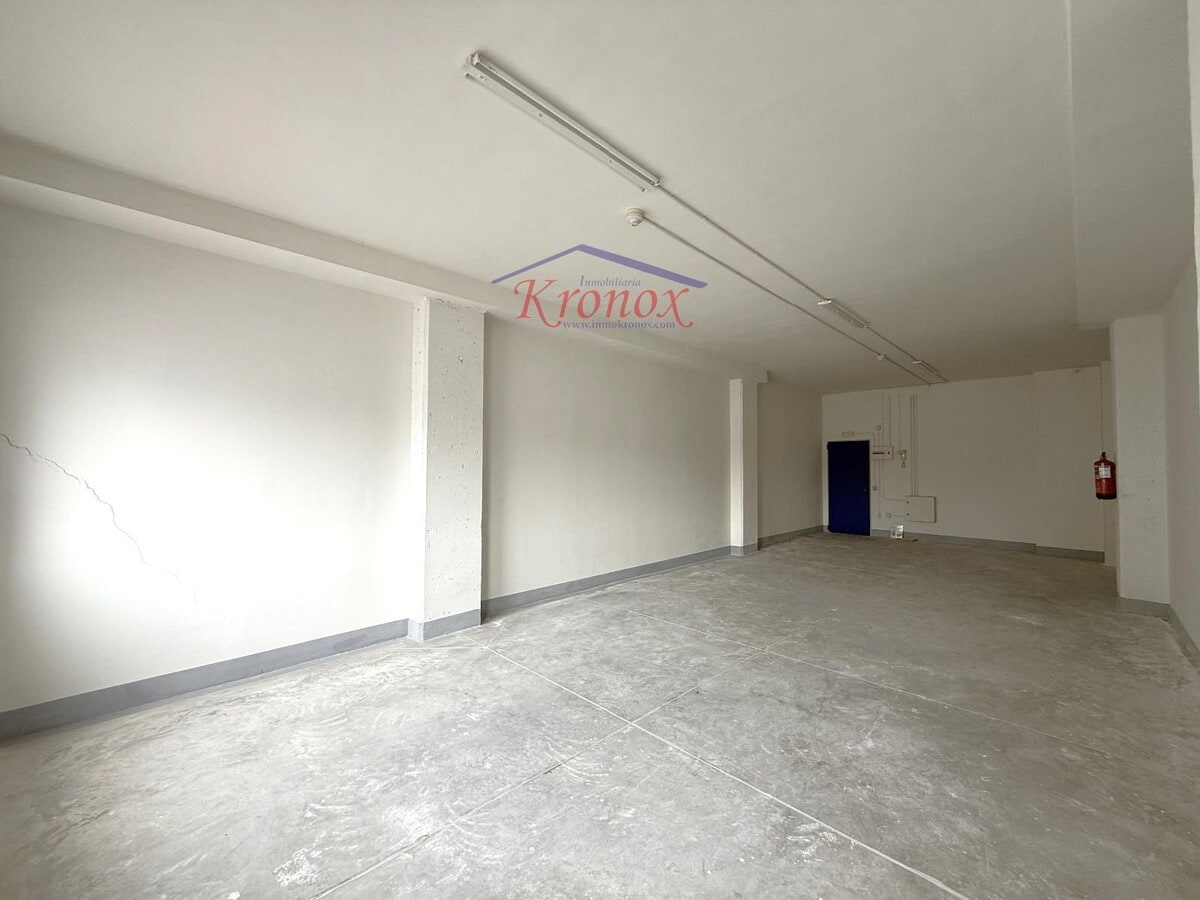 Madrid, MAD 28031 -  -  - Photo intérieure - Image 1 of 8