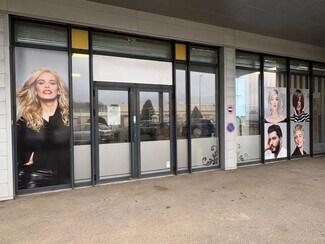 Plus de détails pour Commerce de détail à louer