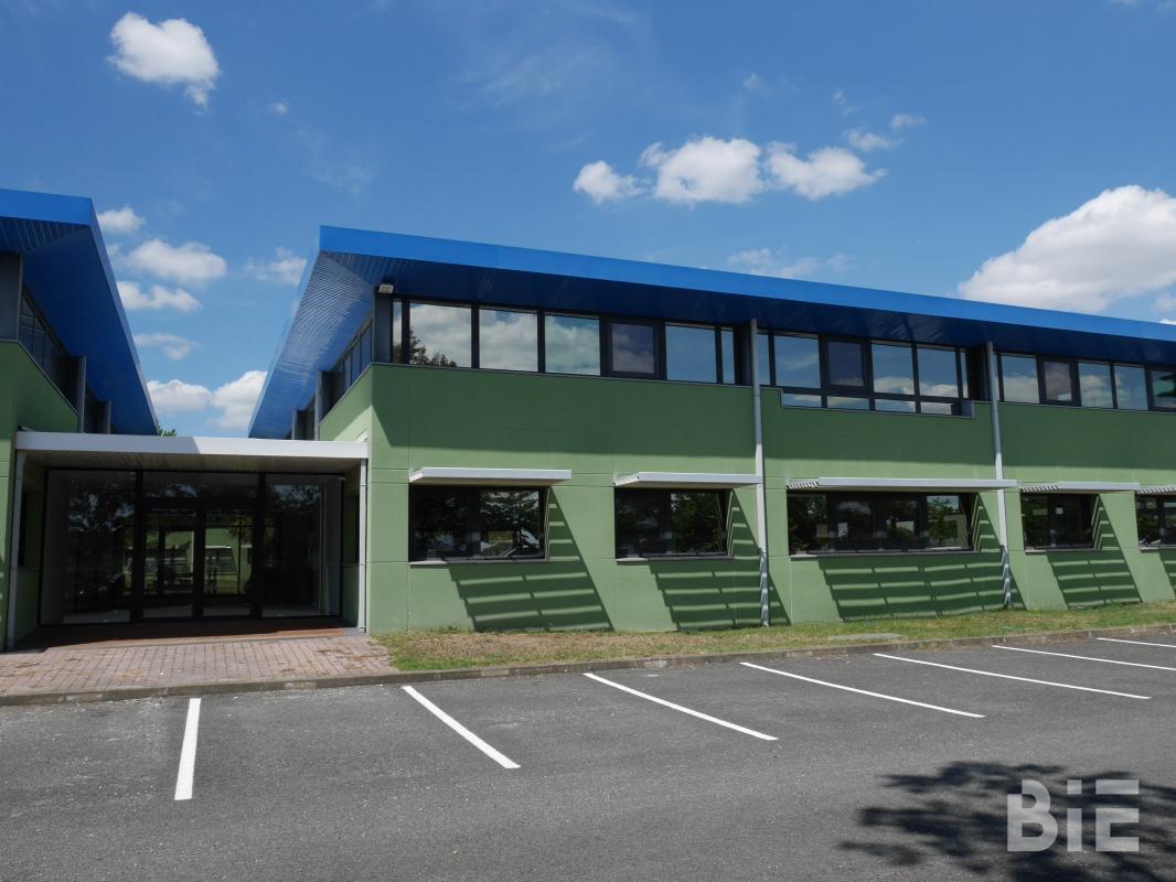 4 Voie Romaine, Canéjan à louer Photo du bâtiment- Image 1 de 8