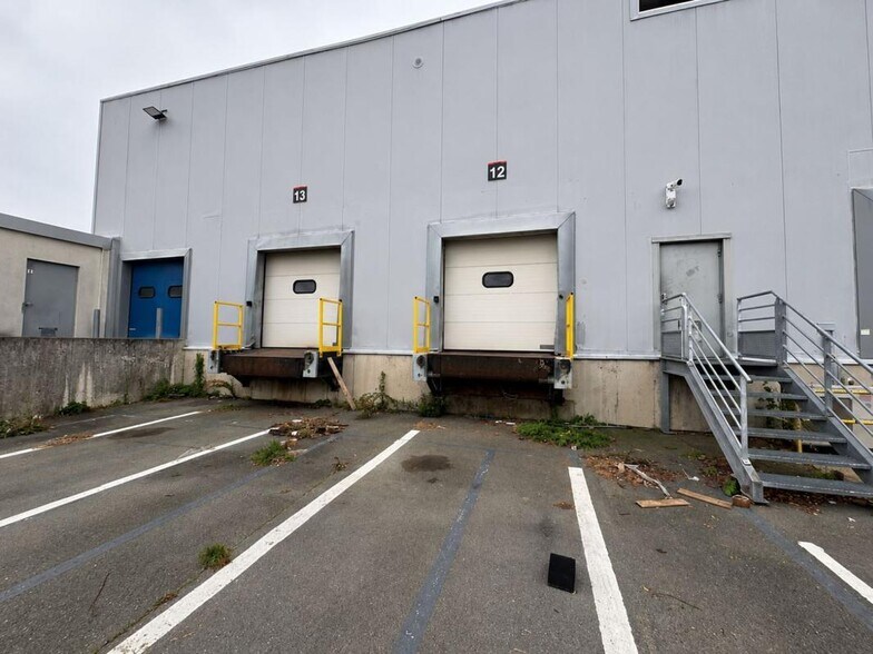 Industrial in Lille for lease - Building Photo - Image 2 of 6