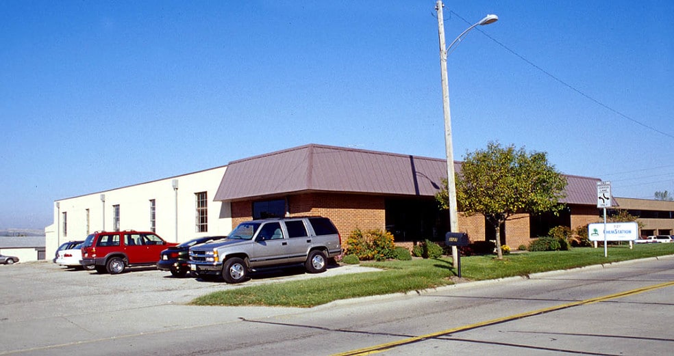 3127 Encrete Ln, Dayton, OH for sale - Building Photo - Image 2 of 9