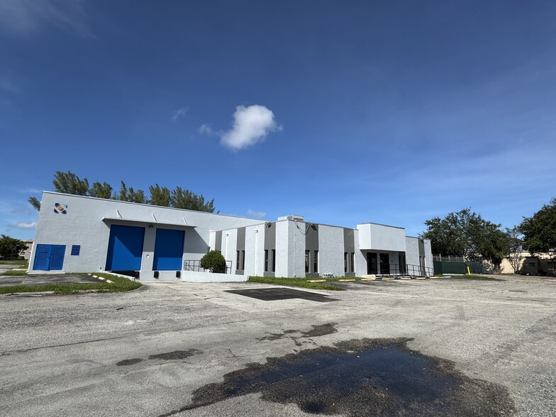 1280 SW 27th Ave, Pompano Beach, FL for lease - Building Photo - Image 2 of 5