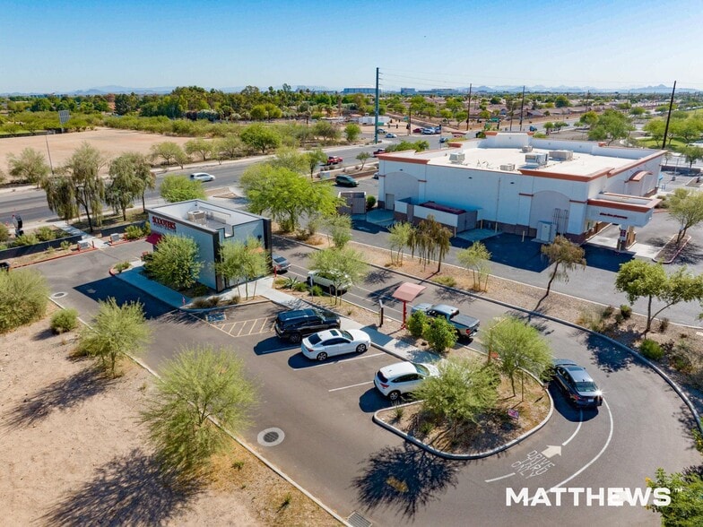 10755 W Camelback Rd, Phoenix, AZ for sale - Building Photo - Image 2 of 3