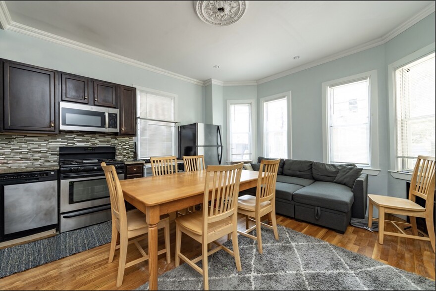 66 Mozart St, Boston, MA for sale - Building Photo - Image 3 of 7