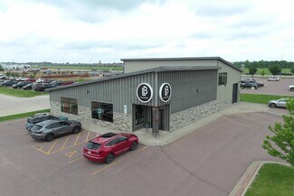Plus de détails pour 820 Gateway Ln, Tea, SD - Flex à vendre
