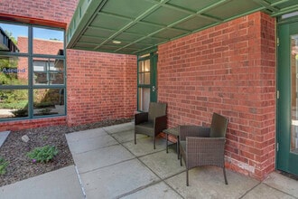 88 Inverness Cir E, Englewood, CO à louer Photo intérieure- Image 2 de 14