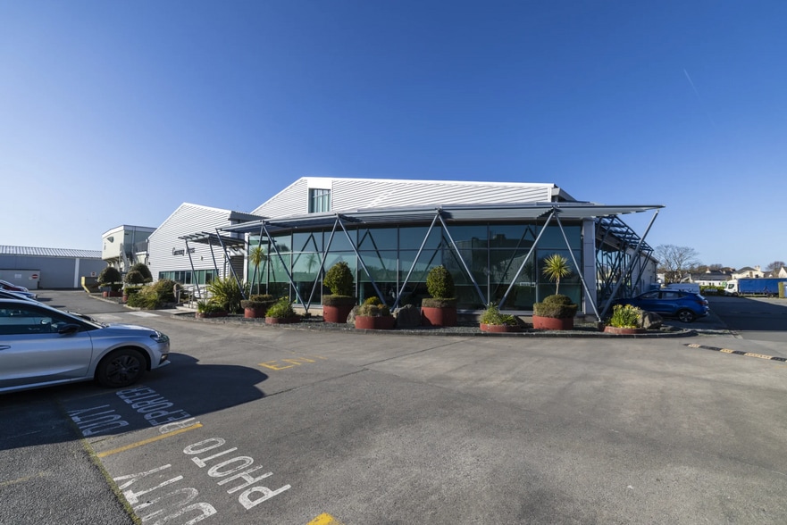 Braye Road Industrial Estate Vale, Guernsey for sale - Building Photo - Image 1 of 14