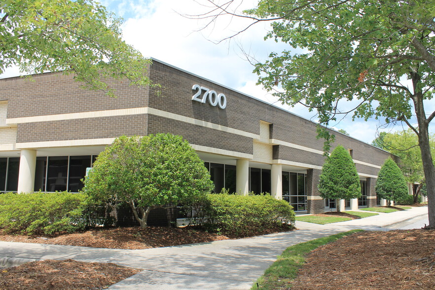 2700 Gateway Centre Blvd, Morrisville, NC for sale - Building Photo - Image 1 of 1