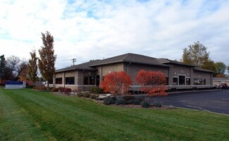 Plus de détails pour 29703 Hoover Rd, Warren, MI - Médical à louer