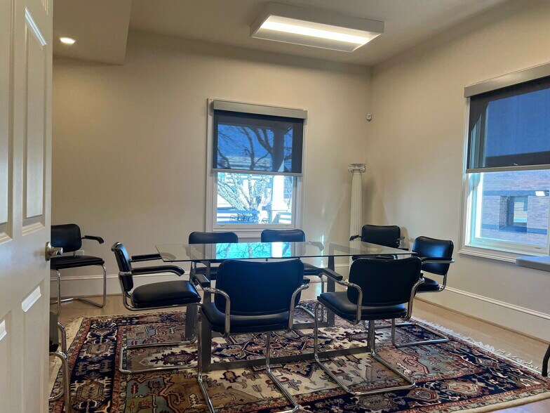 114 Day Ave SW, Roanoke, VA à louer - Photo du bâtiment - Image 3 de 7