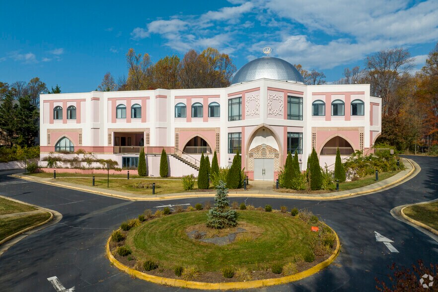 11326 Leesburg Pike, Herndon, VA à vendre - Photo du bâtiment - Image 3 de 27