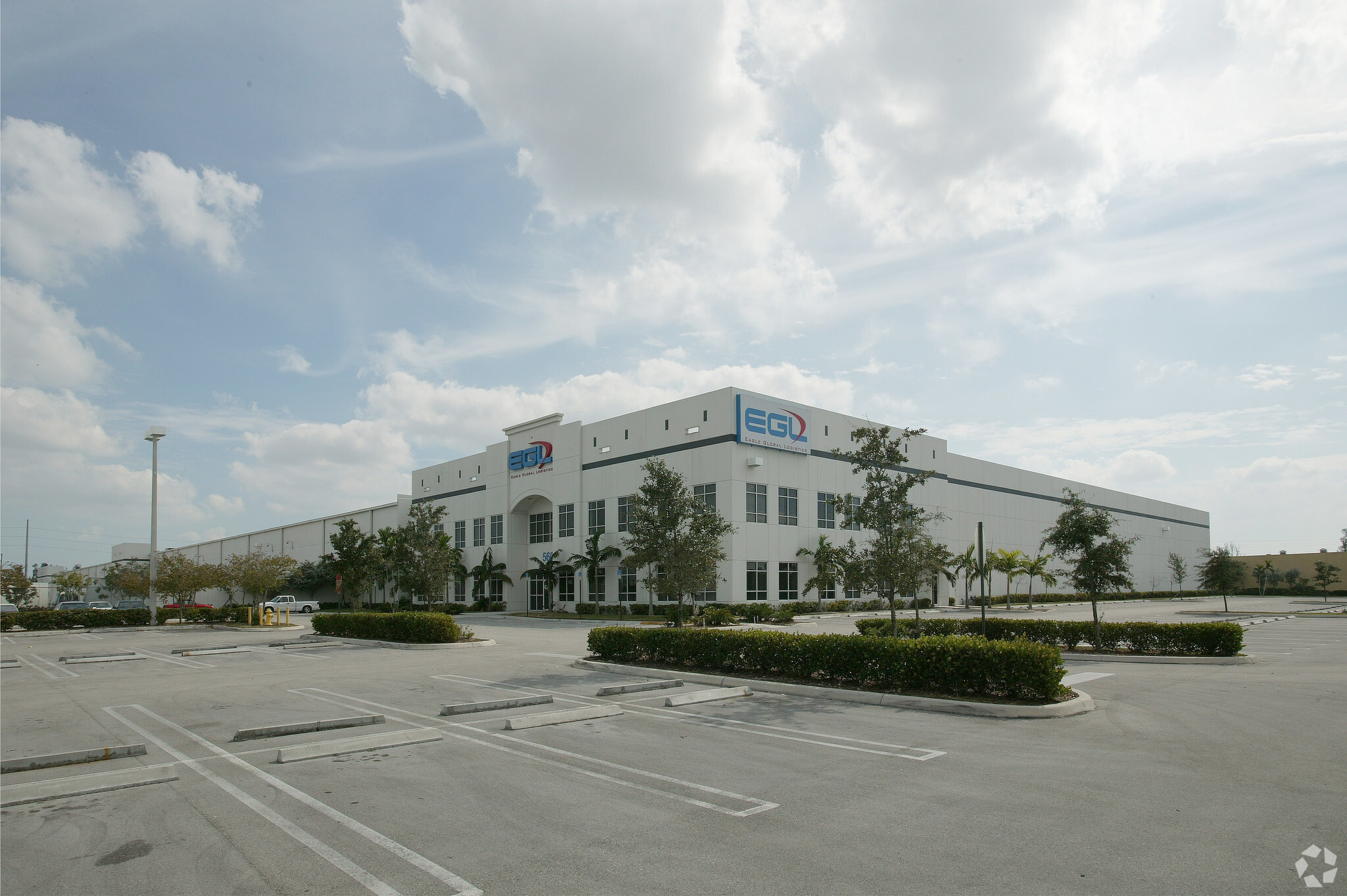 5601 NW 72nd Ave, Miami, FL for lease Building Photo- Image 1 of 12