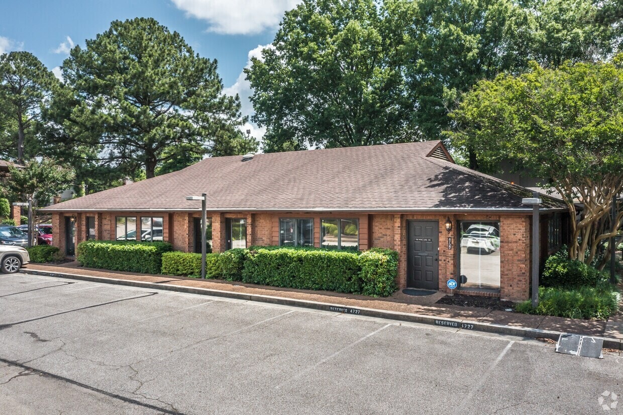 4727-4729 Spottswood Ave, Memphis, TN for lease Building Photo- Image 1 of 16