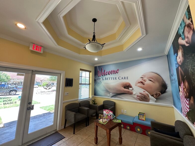 4502 Riverstone Blvd, Missouri City, TX for sale - Building Photo - Image 1 of 19