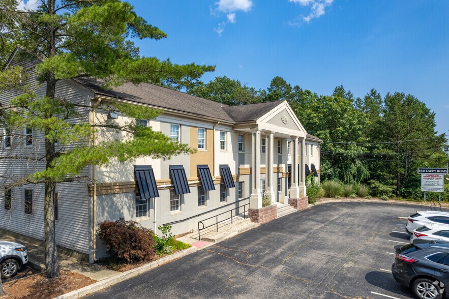 540 Lacey Rd, Forked River, NJ à louer - Photo du bâtiment - Image 2 de 25