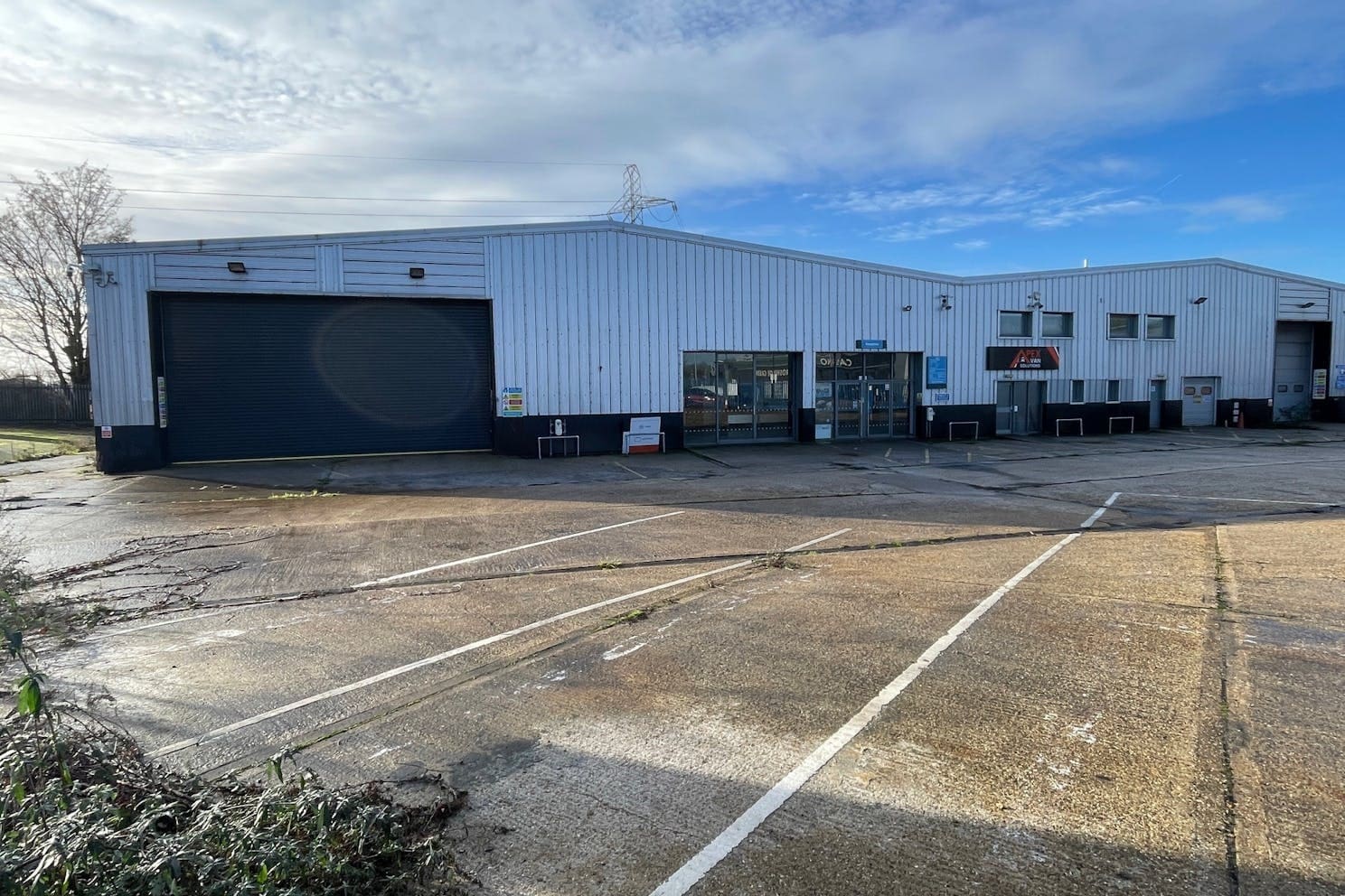 Rose Kiln Ln, Reading for lease Primary Photo- Image 1 of 3