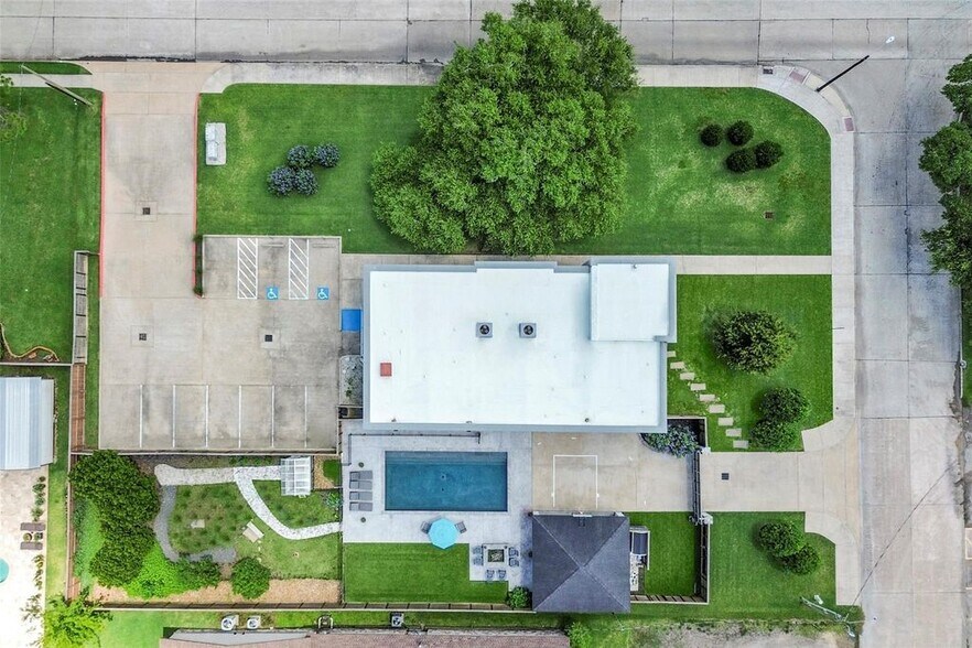316 Morningside Dr, Friendswood, TX à vendre - Photo du bâtiment - Image 3 de 43