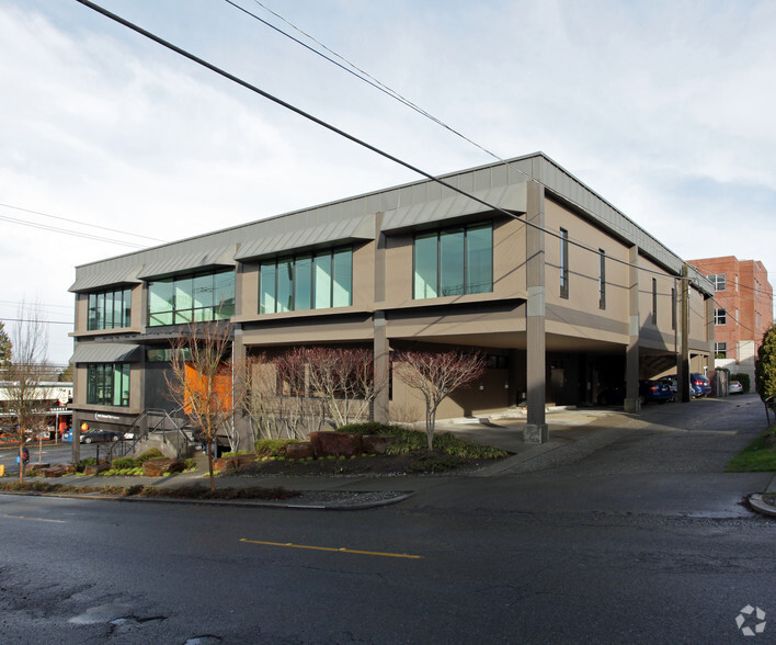 2300 Eastlake Ave E, Seattle, WA for sale - Primary Photo - Image 1 of 1