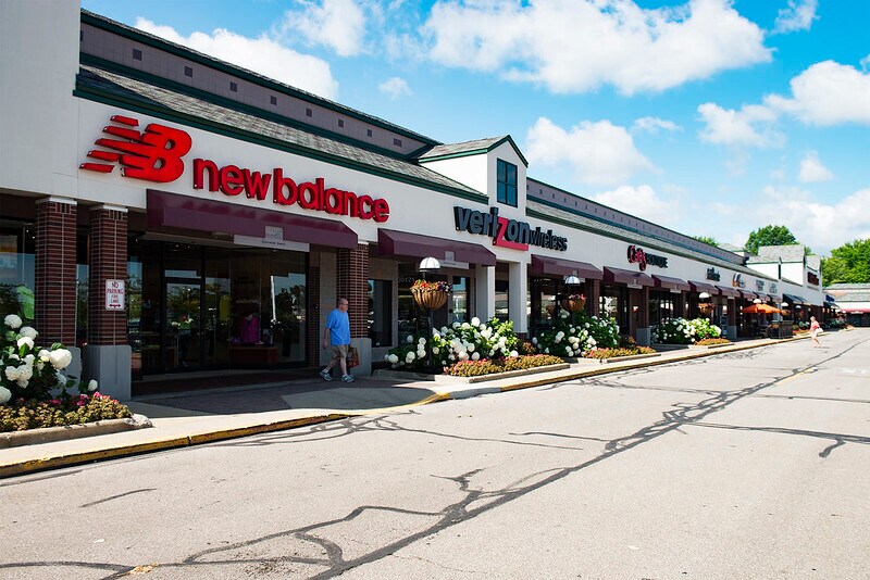 30275 Detroit Rd, Westlake, OH à louer - Photo du bâtiment - Image 2 de 6