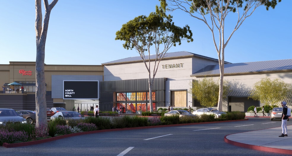 272 E Via Rancho Pkwy, Escondido, CA for lease - Building Photo - Image 3 of 11